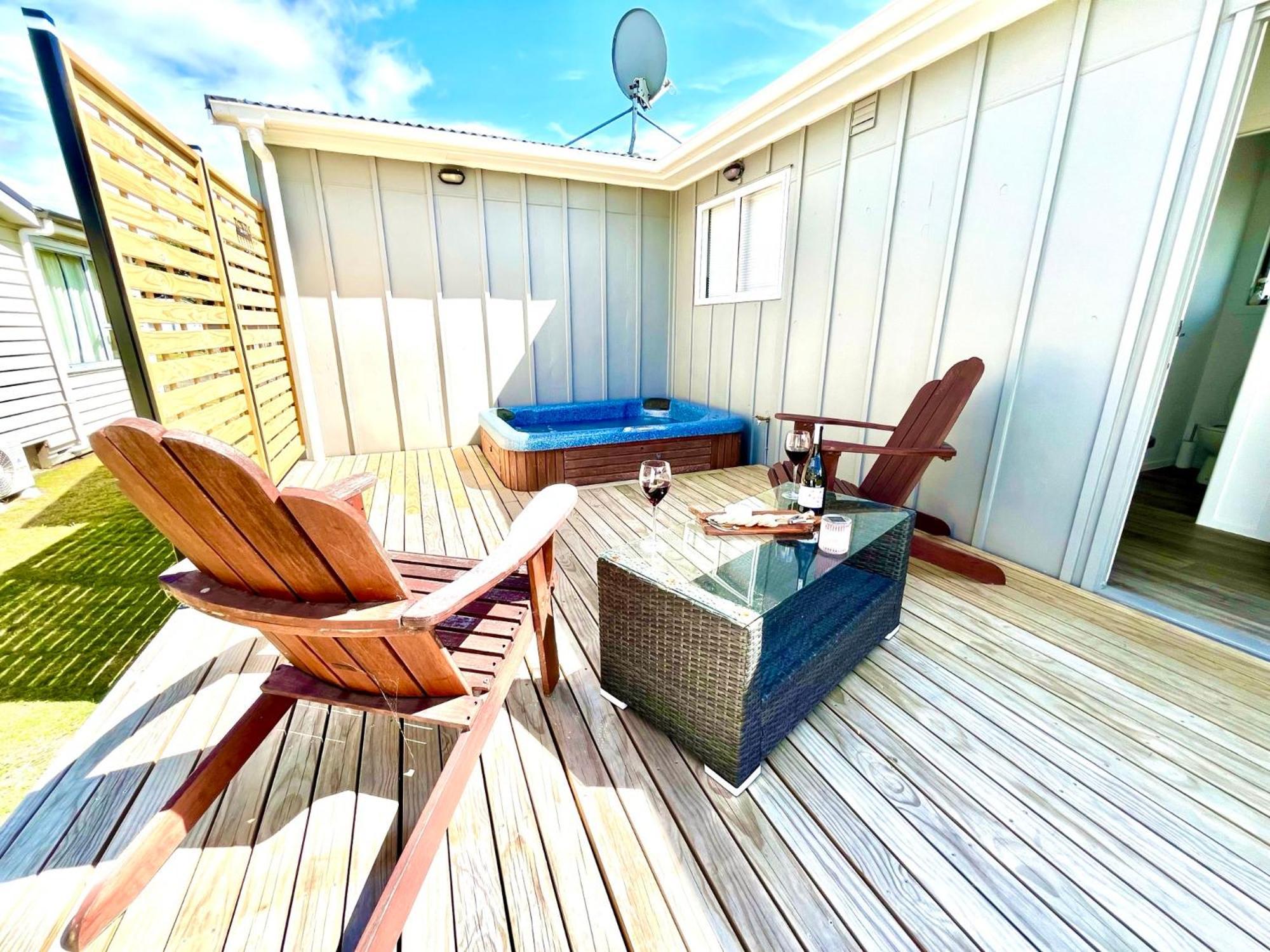 Вилла Lake Life With A Hot Tub Mangakino Экстерьер фото